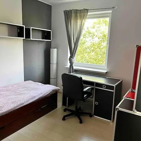 Piekny Apartament Blisko Malty Z Garazem