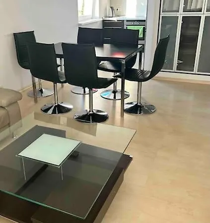 Piekny Apartament Blisko Malty Z Garazem * פוזנן